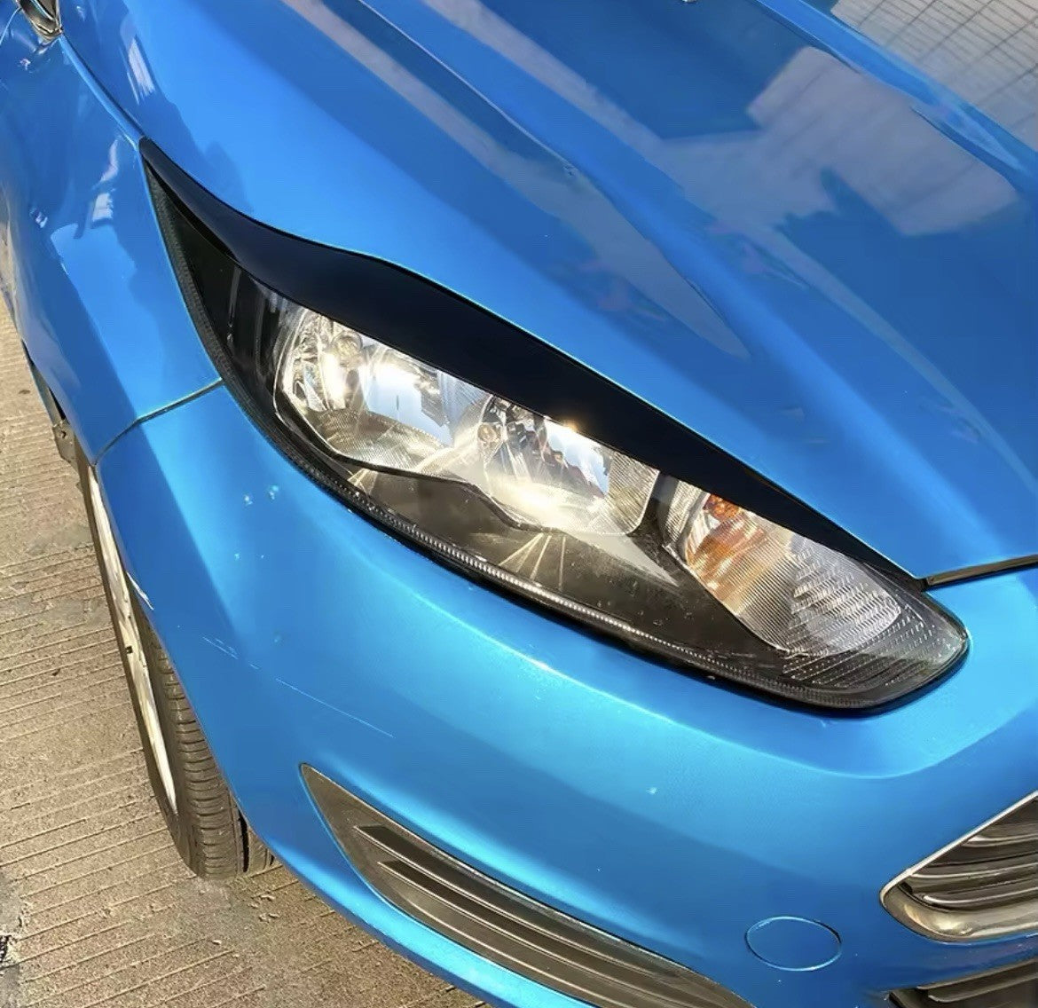 Gloss Black Headlight Eyelid Eyebrows For Ford Fiesta MK7.5 2013-2017 Facelift