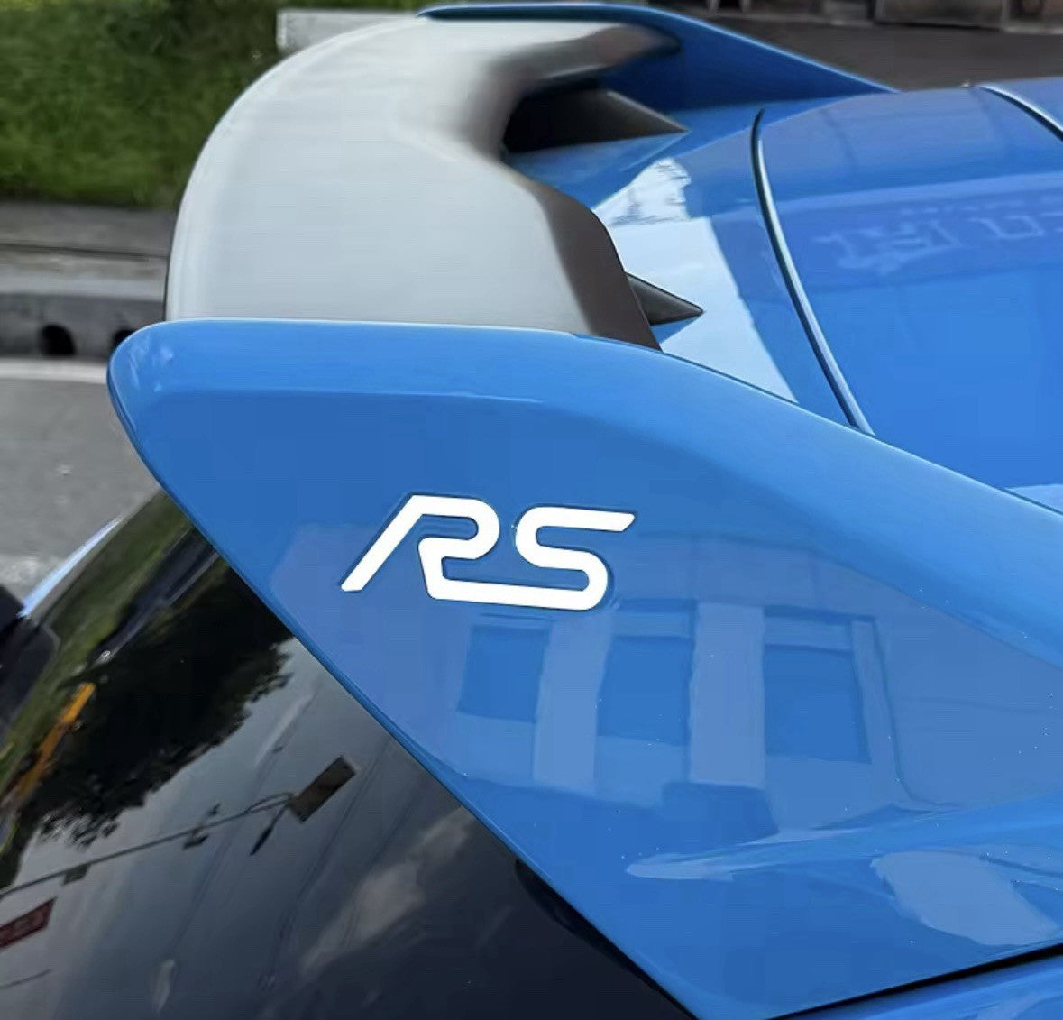 Ford Focus RS MK3 2015-2018 RS Side Spoiler Badges Inserts Inlays White 2pcs