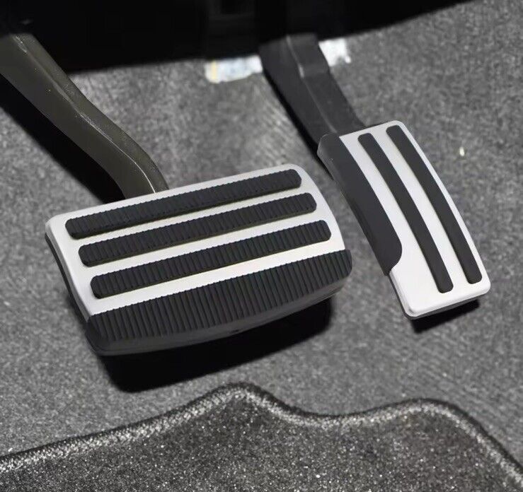 Nissan Navara NP300 1997-2022 Stainless Steel And Rubber Pedal Covers Automatic