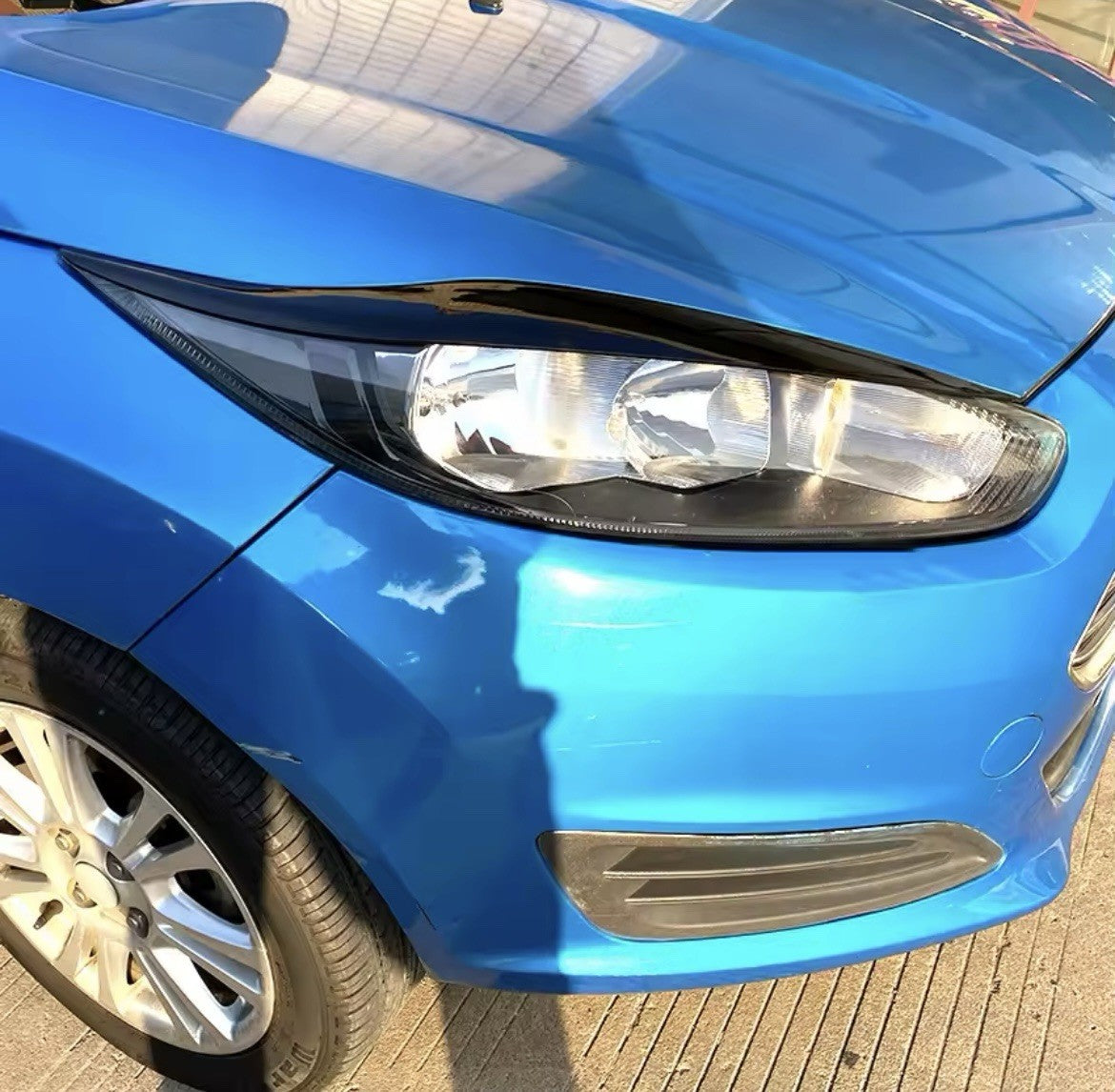 Gloss Black Headlight Eyelid Eyebrows For Ford Fiesta MK7.5 2013-2017 Facelift