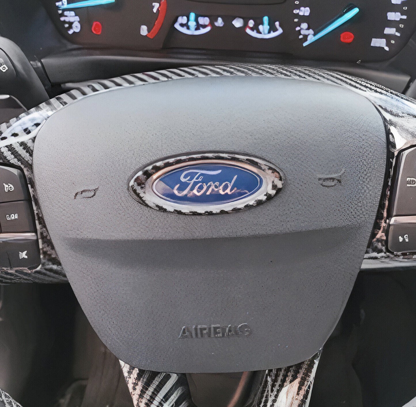 Carbon Fibre Effect Steering Wheel Badge Surround For Ford Fiesta Focus Ecosport