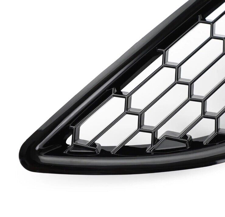 Gloss Black Front Fog Light Surrounds For Ford Fiesta MK7.5 2013-2017 2pcs