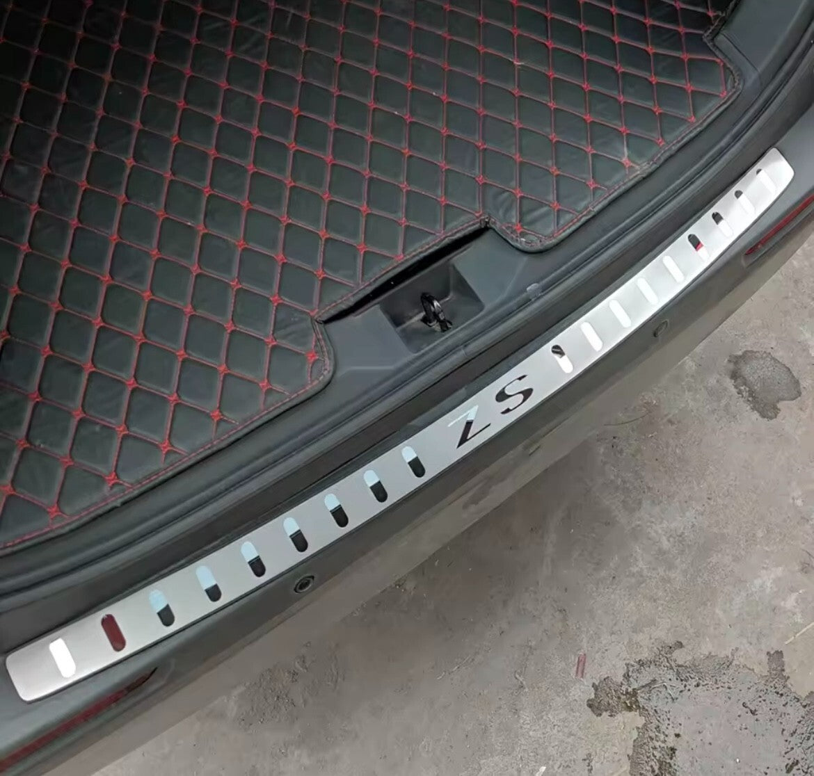 MG ZS 2017+ Stainless Steel Boot Sill Overlay Strip Boot Trunk Lip Protector