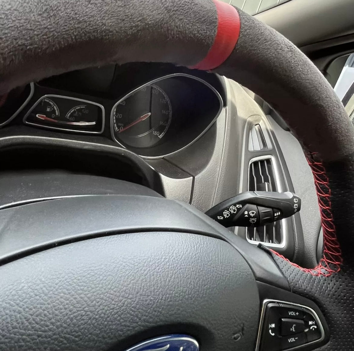 Ford Focus ST RS ST Line Suede/Faux Leather Steering Wheel Cover Self Stitch - Choose Your Colour
