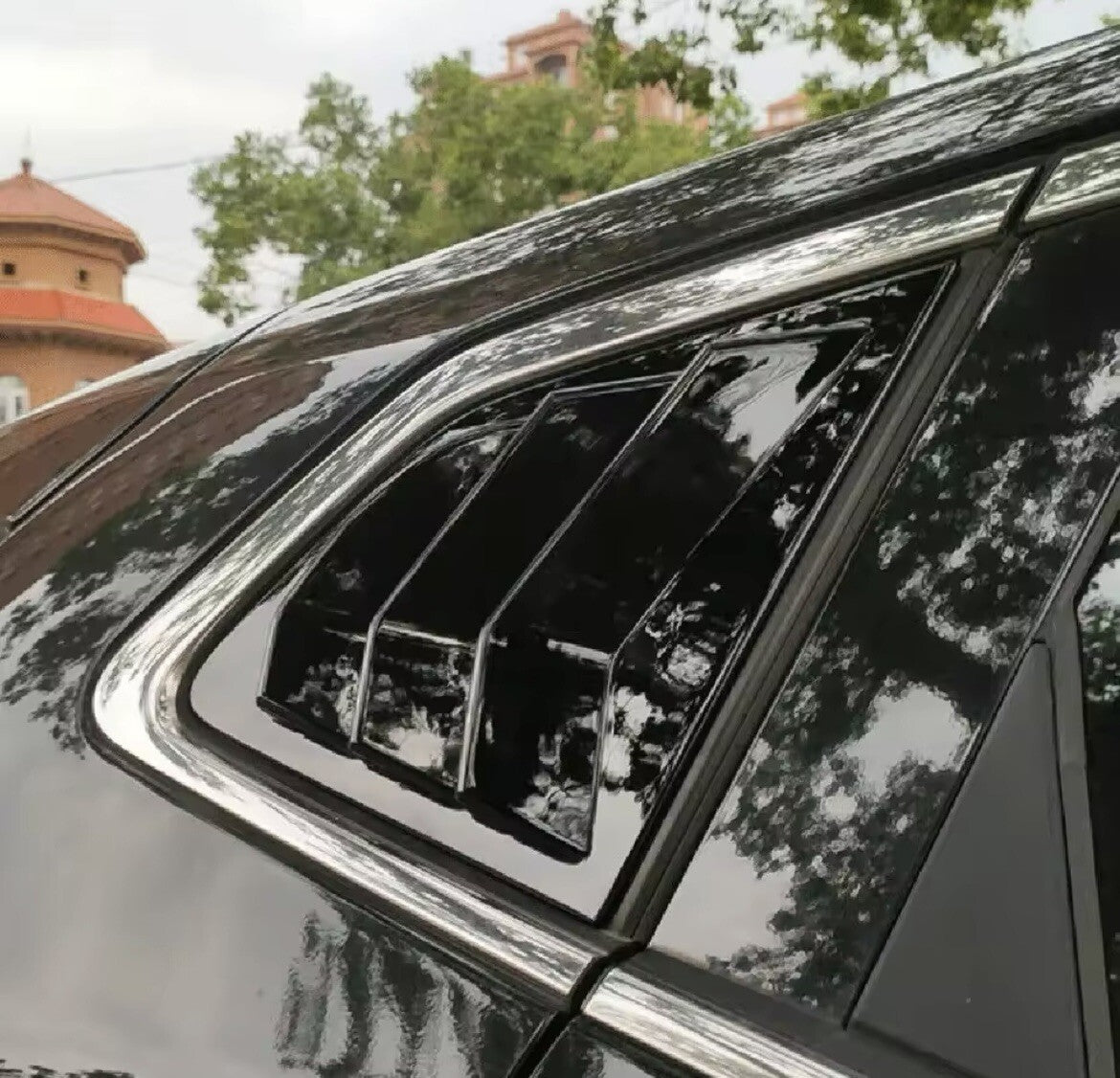 Nissan Qashqai J11 2014-2021 Gloss Black Rear Window Louver Vent Covers 2pcs