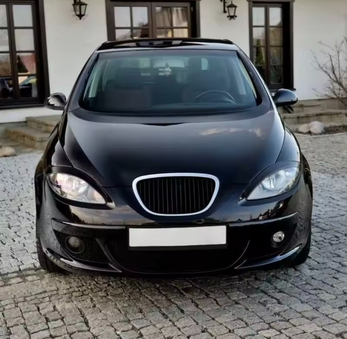 Seat Leon MK2 2005-2012 Gloss Black Headlight Eyelids Eyebrows 2pcs