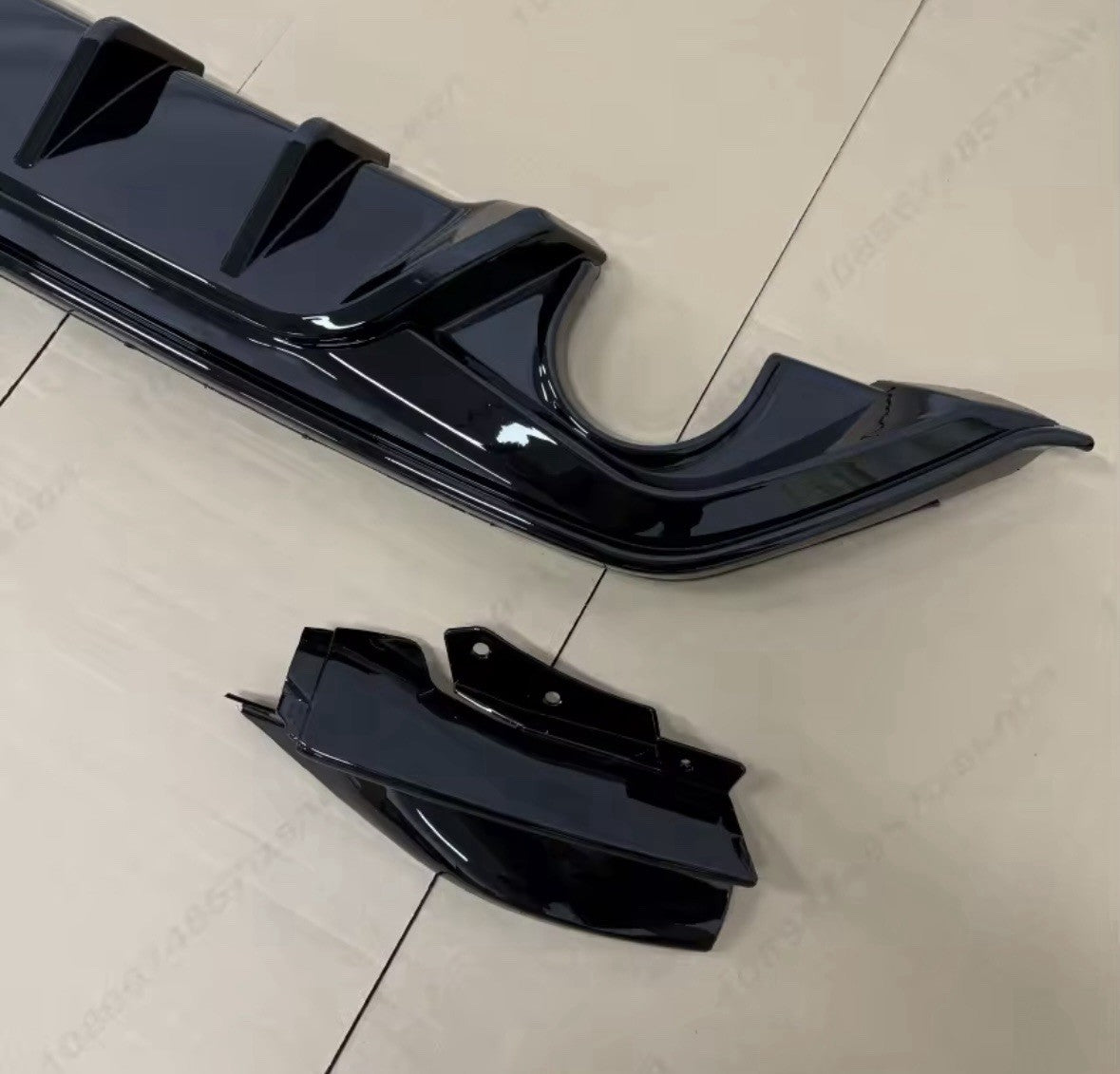 Ford Focus ST MK4 2018-2022 Gloss Black Full Rear Bumper Diffuser 3pcs Body Kit