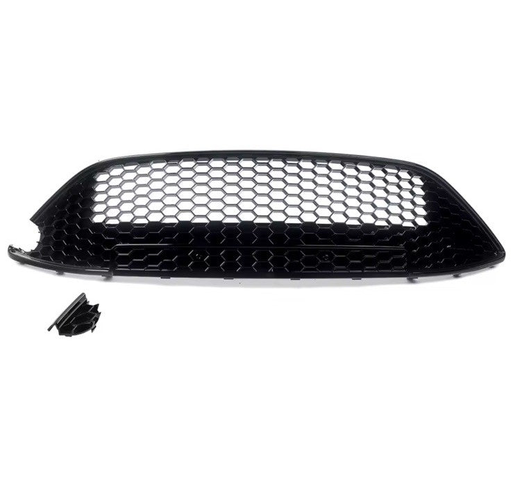 Gloss Black Honeycomb Front Grille For Ford Focus ST MK3.5 2015-2018