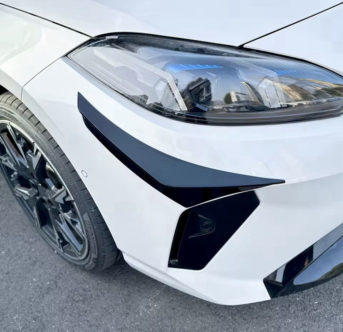 BMW 1 Series F70 2 Series F74 2024+ Gloss Black Front Bumper Canards Trim 2pcs