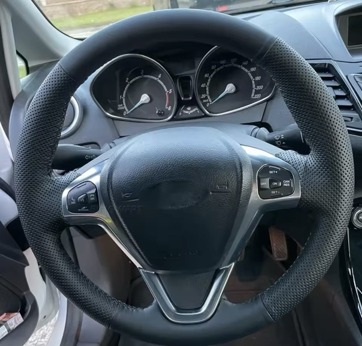 Red Backlight Cruise Control Buttons Switch Frame Trim For Ford Fiesta MK7