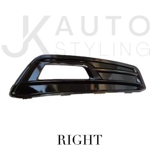 Gloss Black Front Fog Light Surround RIGHT For Ford Focus ST MK3.5 2015-2018