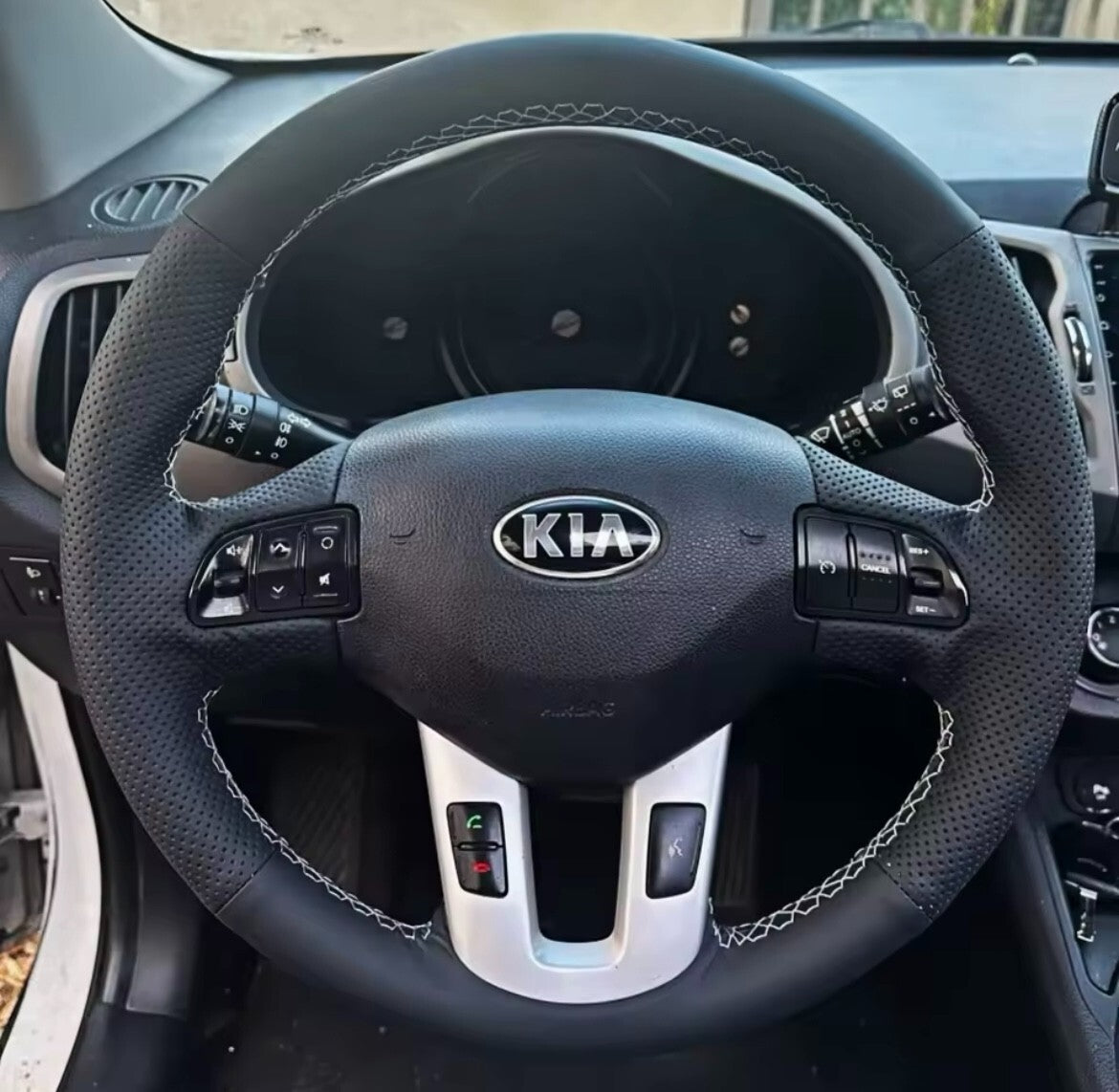 Kia Sportage 3 2011-14 Ceed 2010-12 Leather Steering Wheel Cover Self Stitch DIY