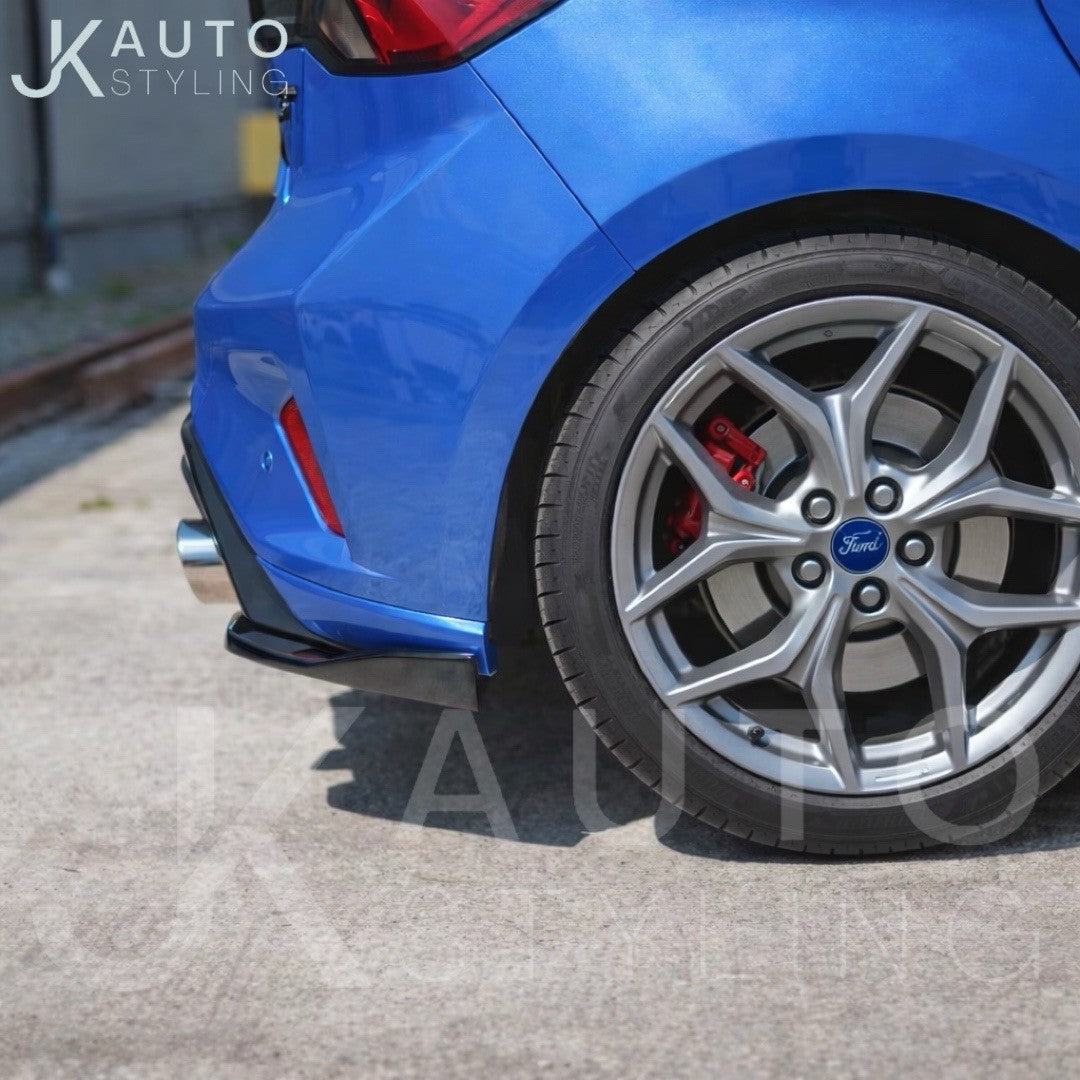 Ford Focus ST MK4 2019-2022 Gloss Black Rear Spats Bumper Corner Splitters