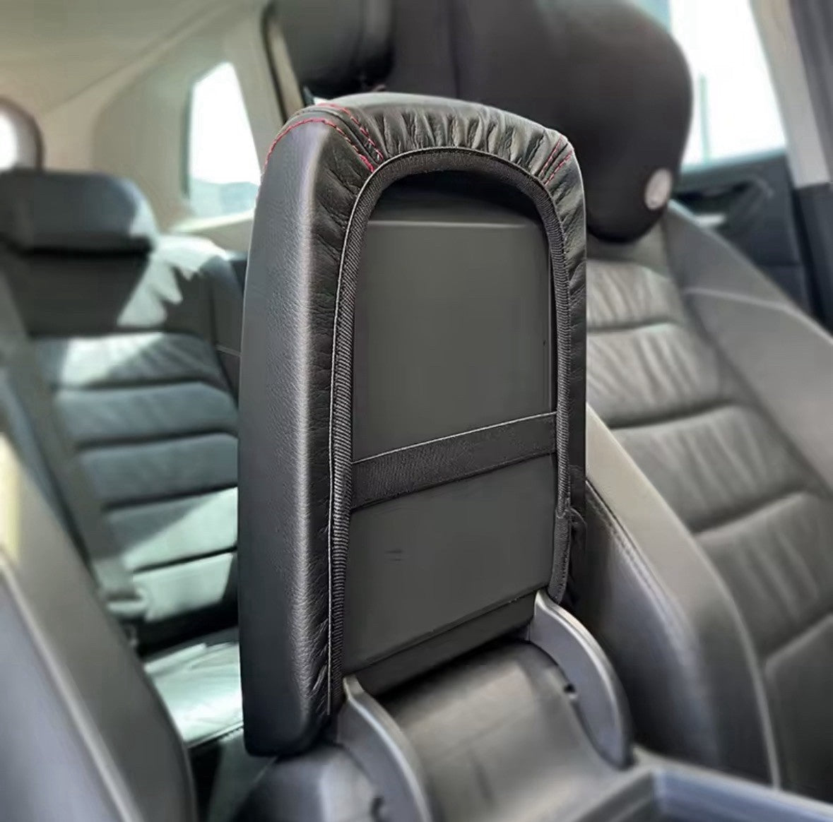 Ford Focus MK3.5 2015-2018 Black PU Suede Armrest Cover Protector Black Stitch