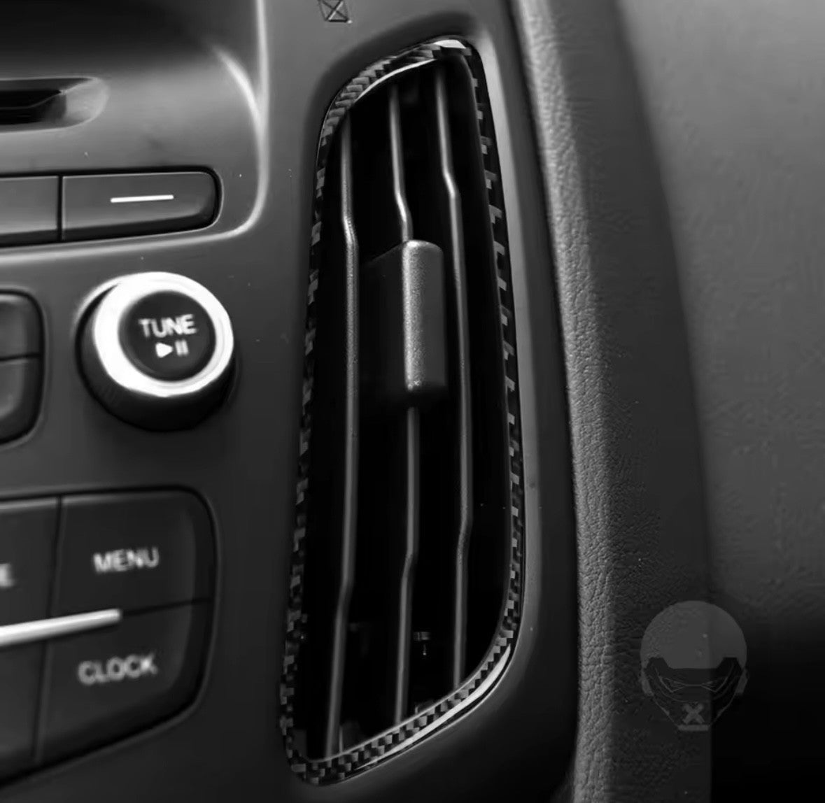 Carbon Fibre Central Air Con Outlet Vent Surrounds For Ford Focus MK3.5 2015-2018